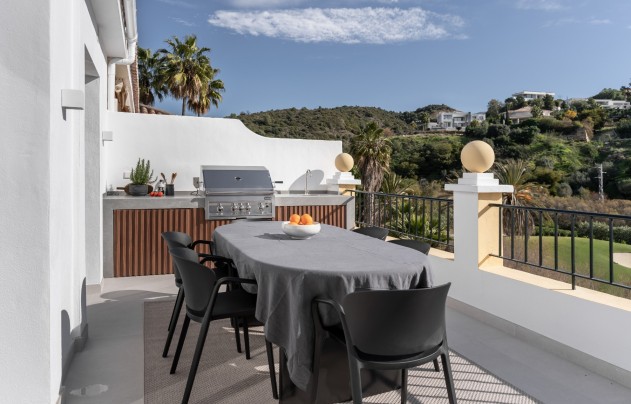 Apartment - Herverkoop - Benahavis - La Quinta