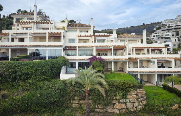 Apartment - Herverkoop - Marbella - Nueva Andalucía