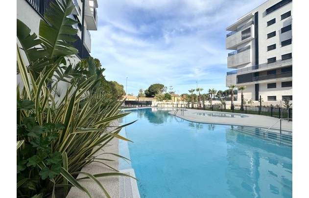 Apartment - Herverkoop - Orihuela Costa - Dehesa de campoamor