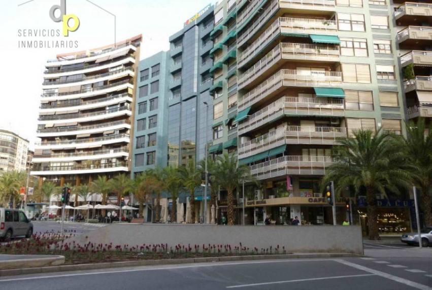 Herverkoop - Apartment - Alicante - Center