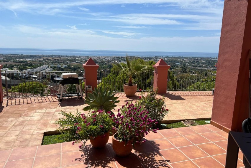 Herverkoop - Apartment - Benahavis - La Quinta