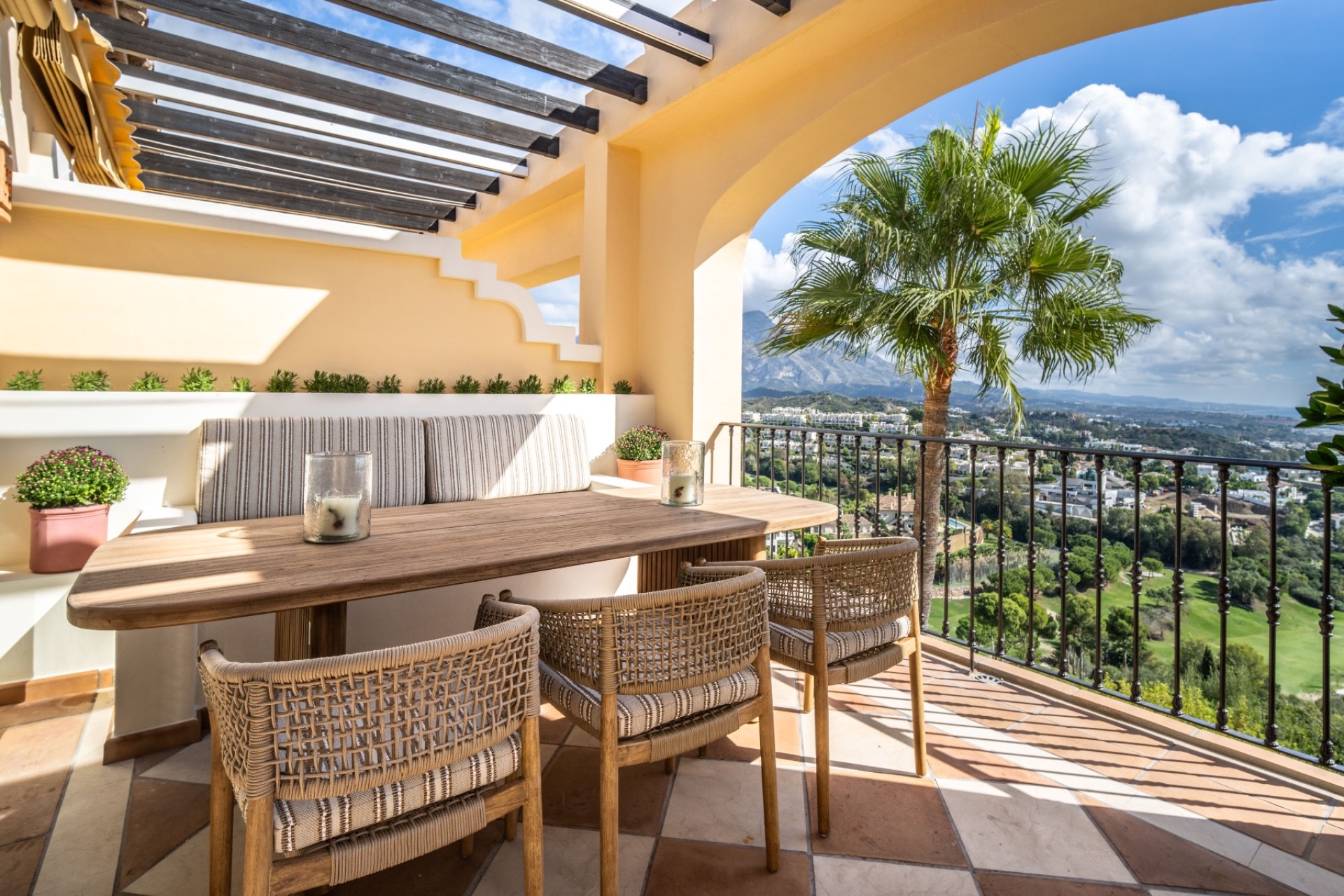 Herverkoop - Apartment - Benahavis - La Quinta