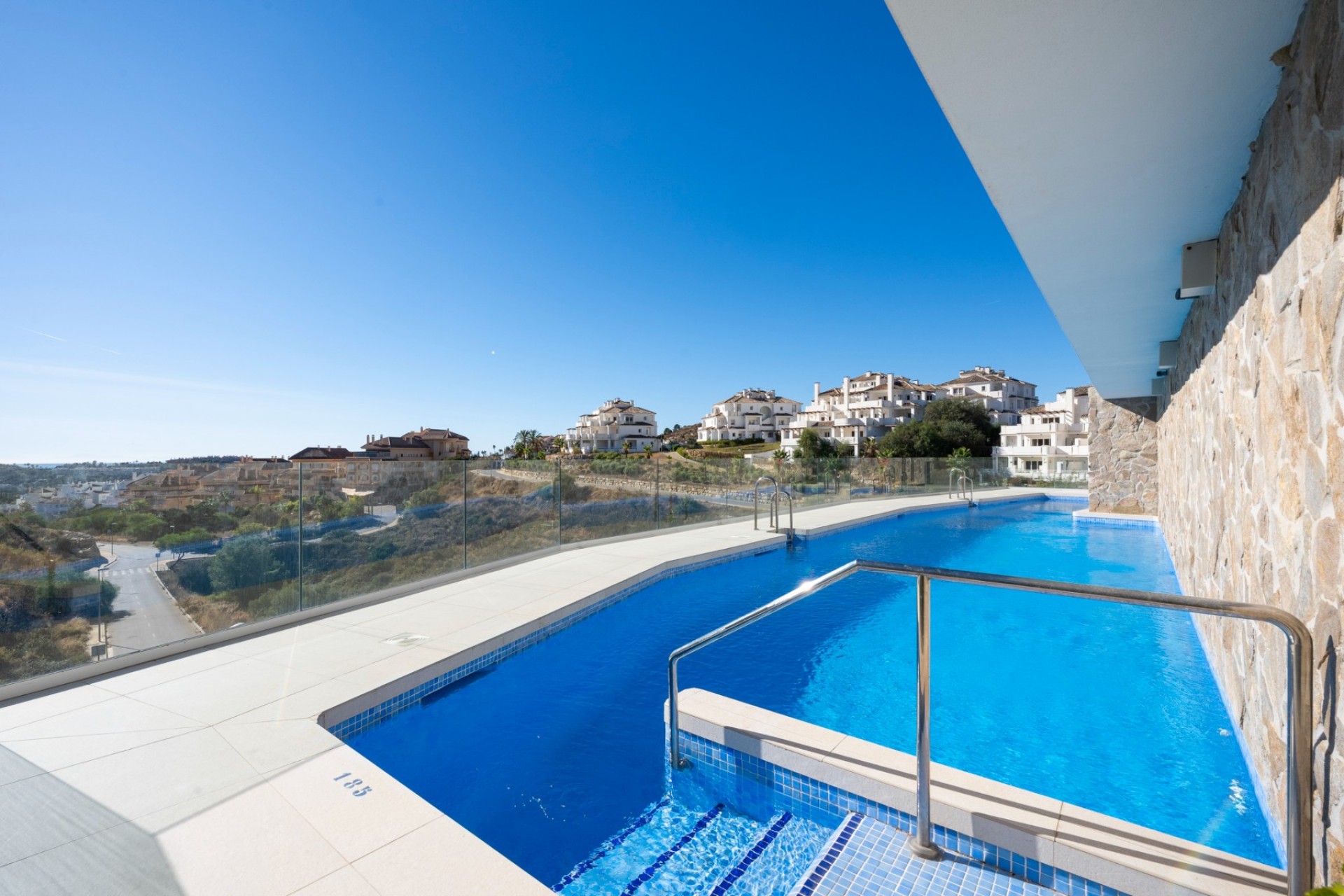 Herverkoop - Apartment - Marbella - Nueva Andalucía