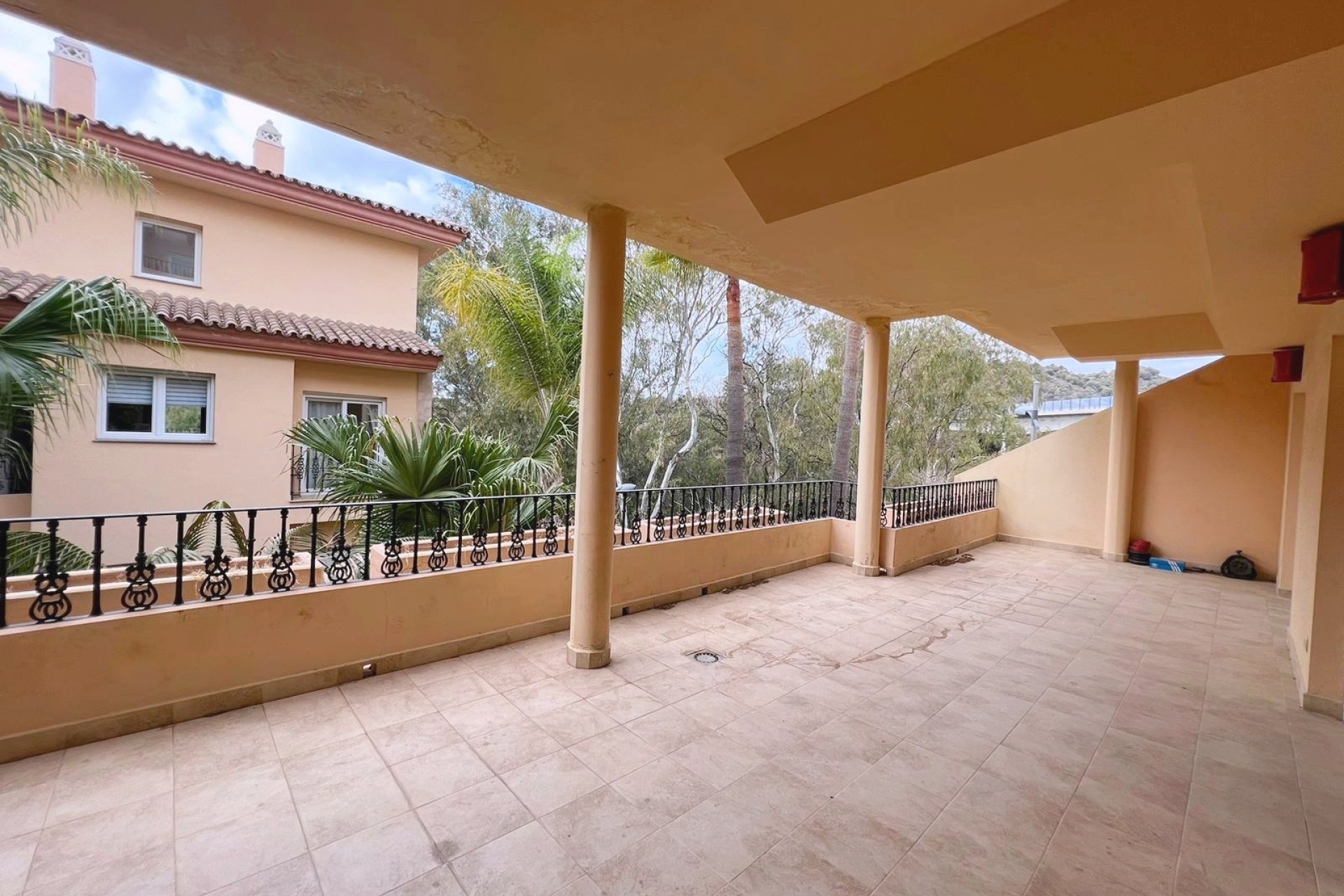 Herverkoop - Apartment - Marbella - Nueva Andalucía