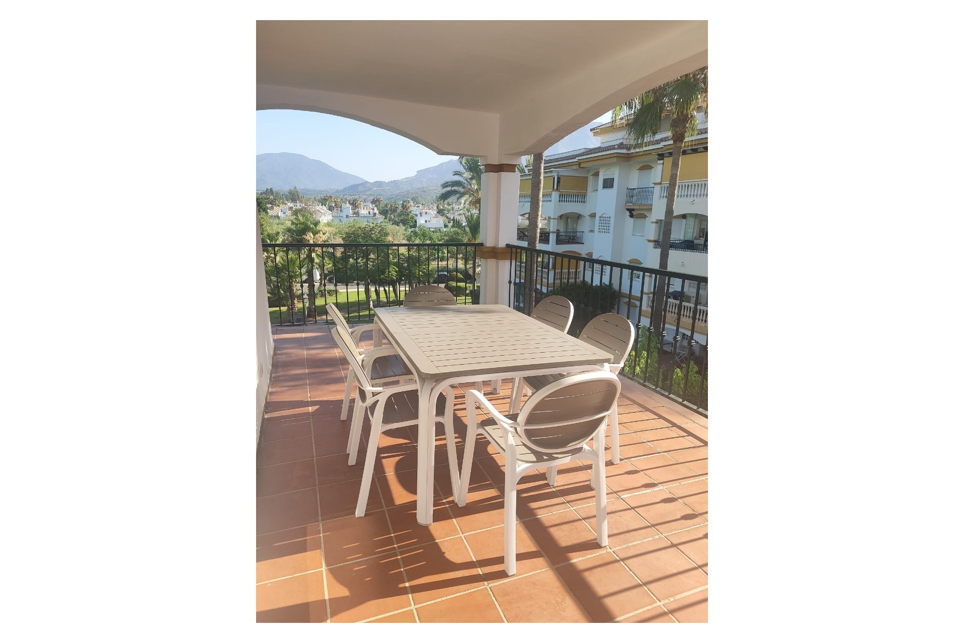 Herverkoop - Apartment - Marbella - Nueva Andalucía