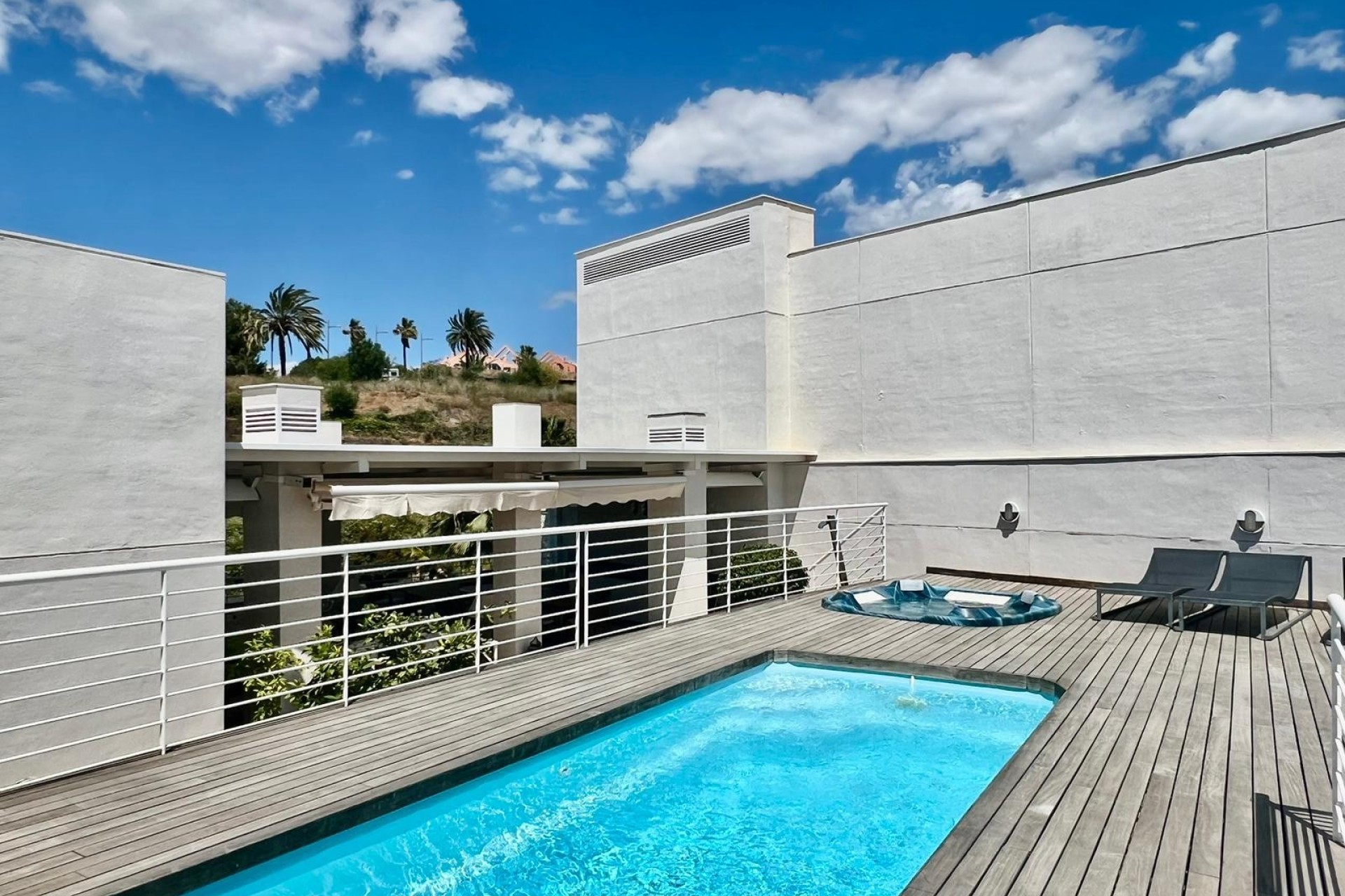 Herverkoop - Apartment - Marbella - Nueva Andalucía