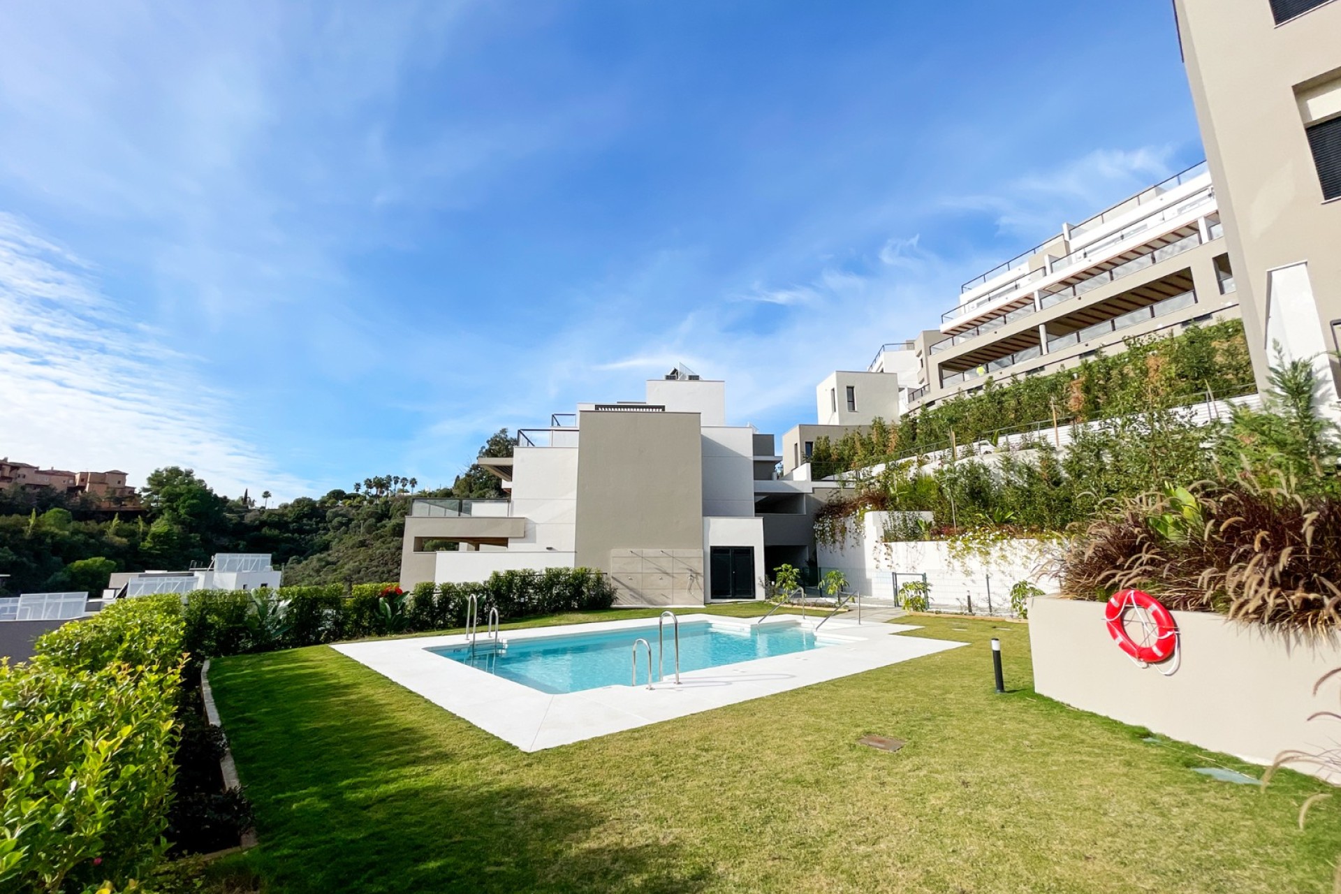 Herverkoop - Apartment - Marbella - Nueva Andalucía