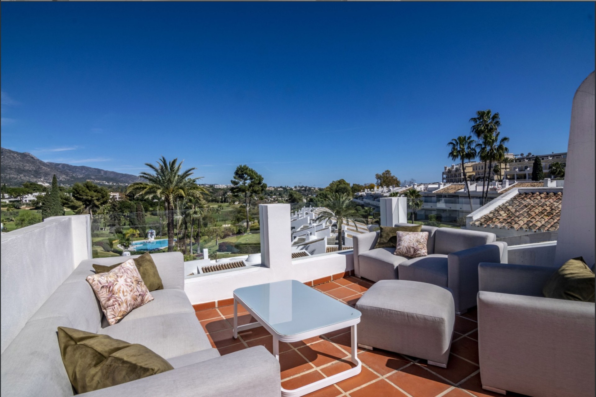 Herverkoop - Apartment - Marbella - Nueva Andalucía