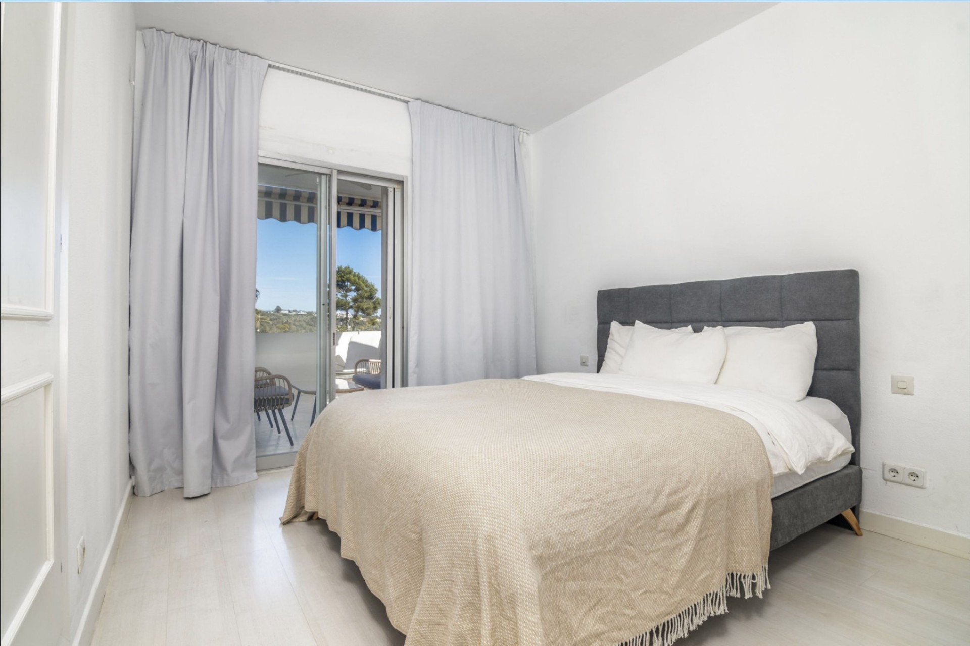 Herverkoop - Apartment - Marbella - Nueva Andalucía