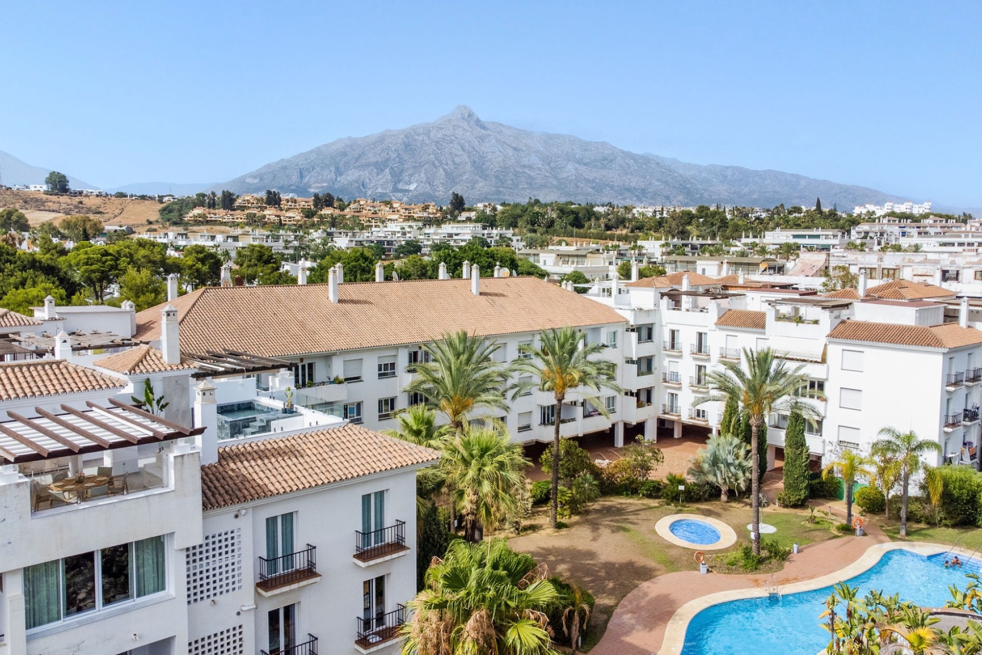 Herverkoop - Apartment - Marbella - Nueva Andalucía