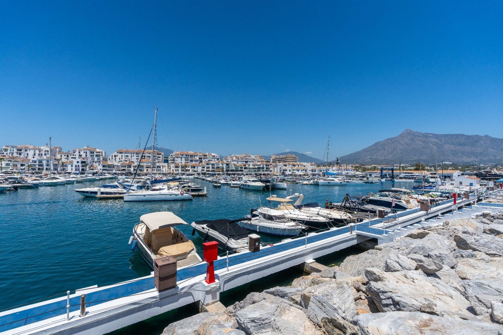 Herverkoop - Apartment - Marbella - Puerto Banús