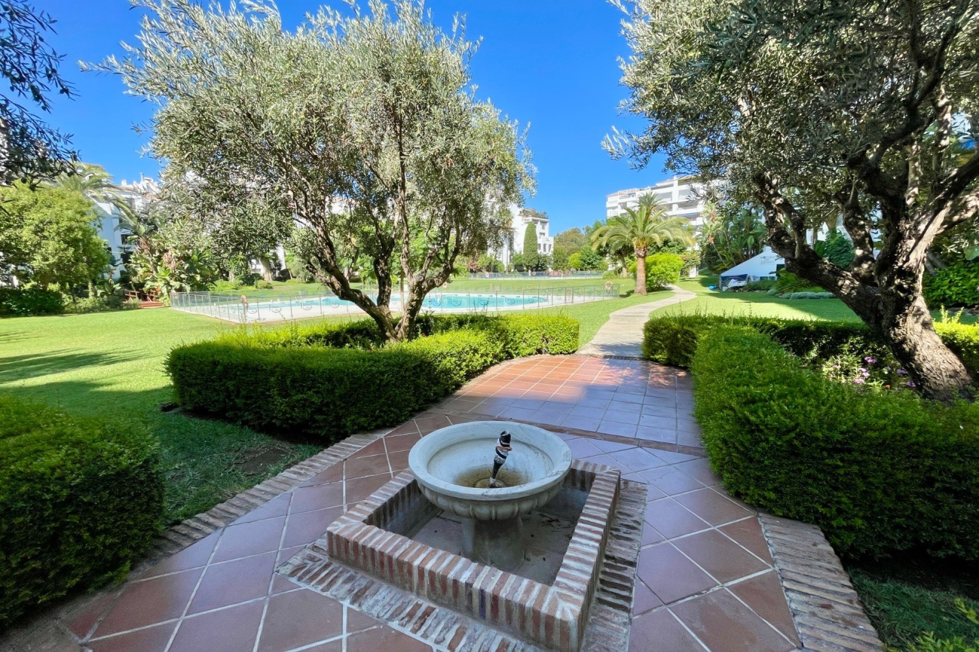 Herverkoop - Apartment - Marbella - Puerto Banús