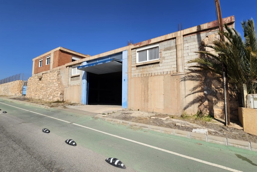 Herverkoop - Commercial - Aguilas - La Estación