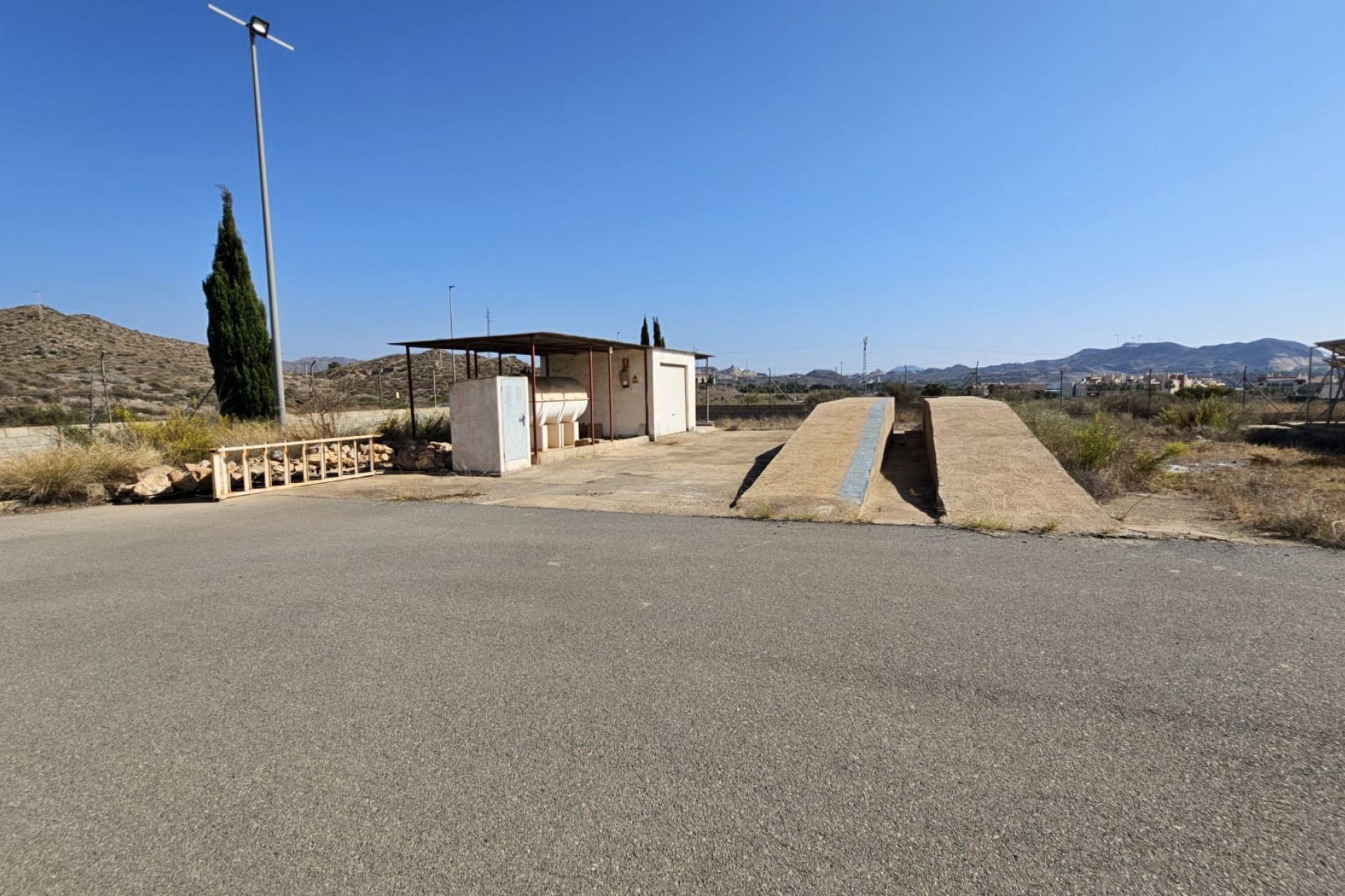 Herverkoop - Commercial - Aguilas - La Estación