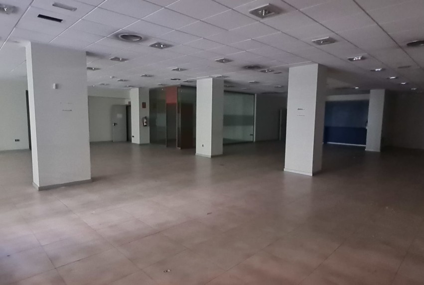 Herverkoop - Commercial - Alicante - Luceros