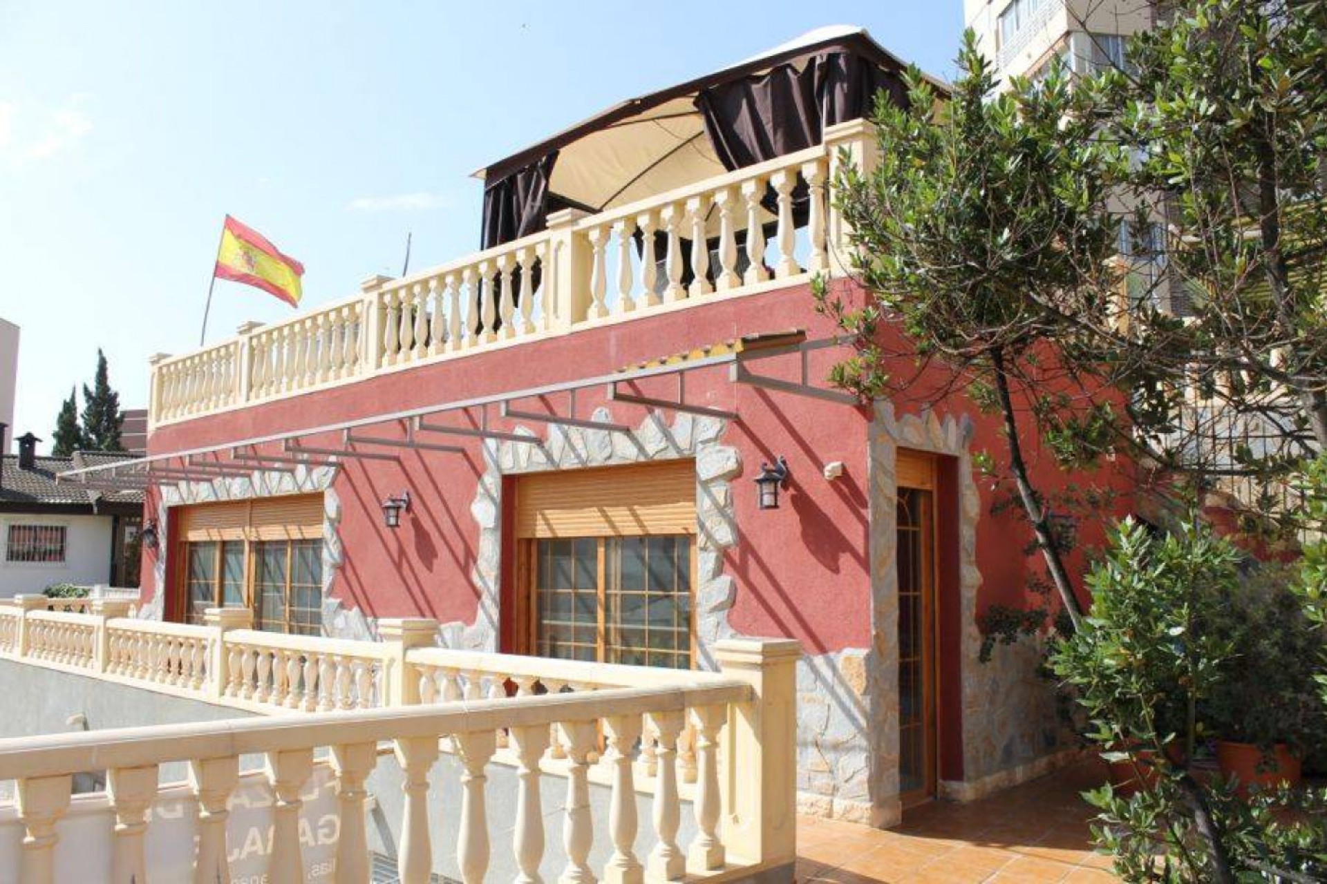 Herverkoop - Villa - Benidorm - Poniente