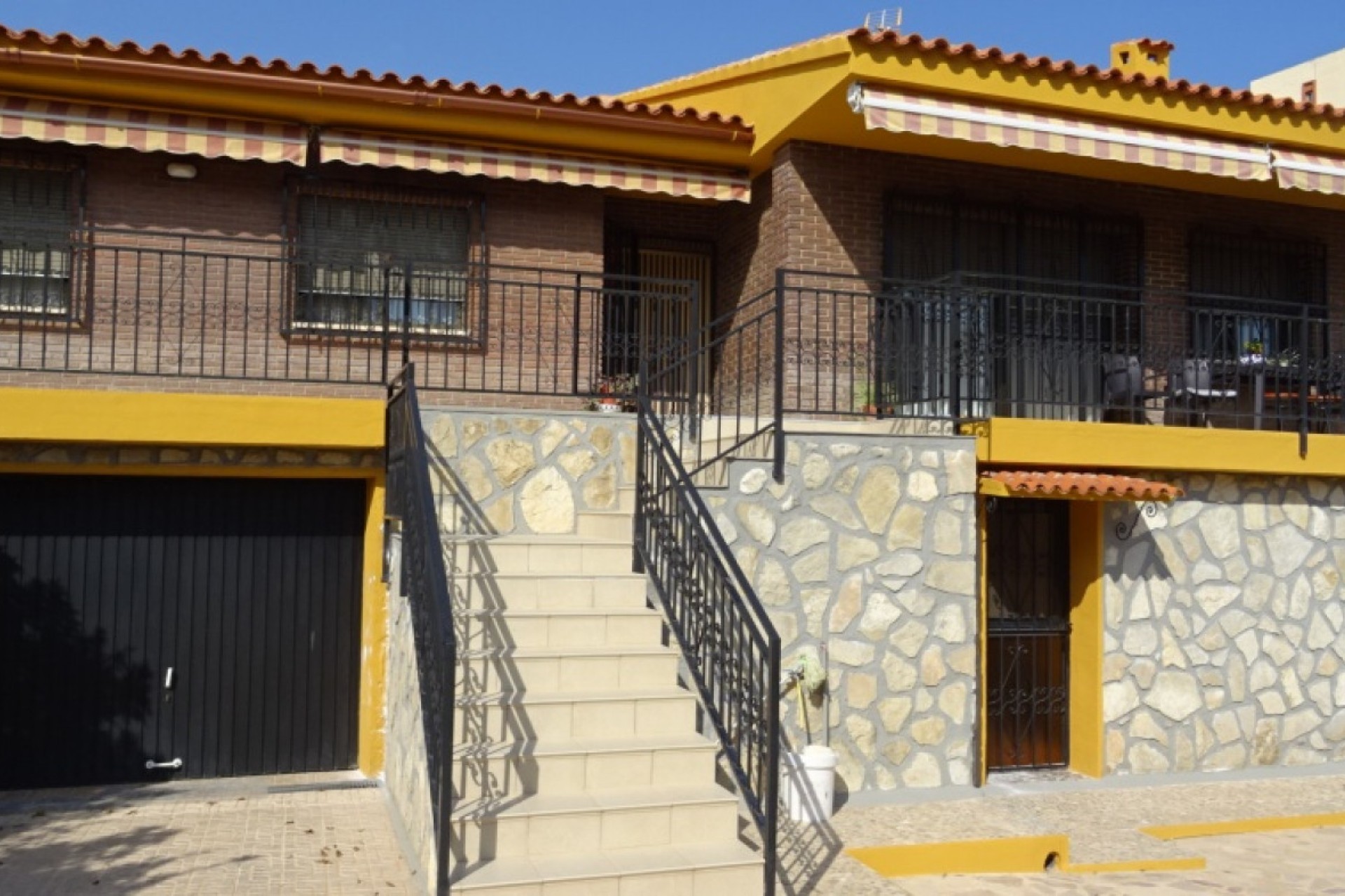 Herverkoop - Villa - Benidorm - Poniente