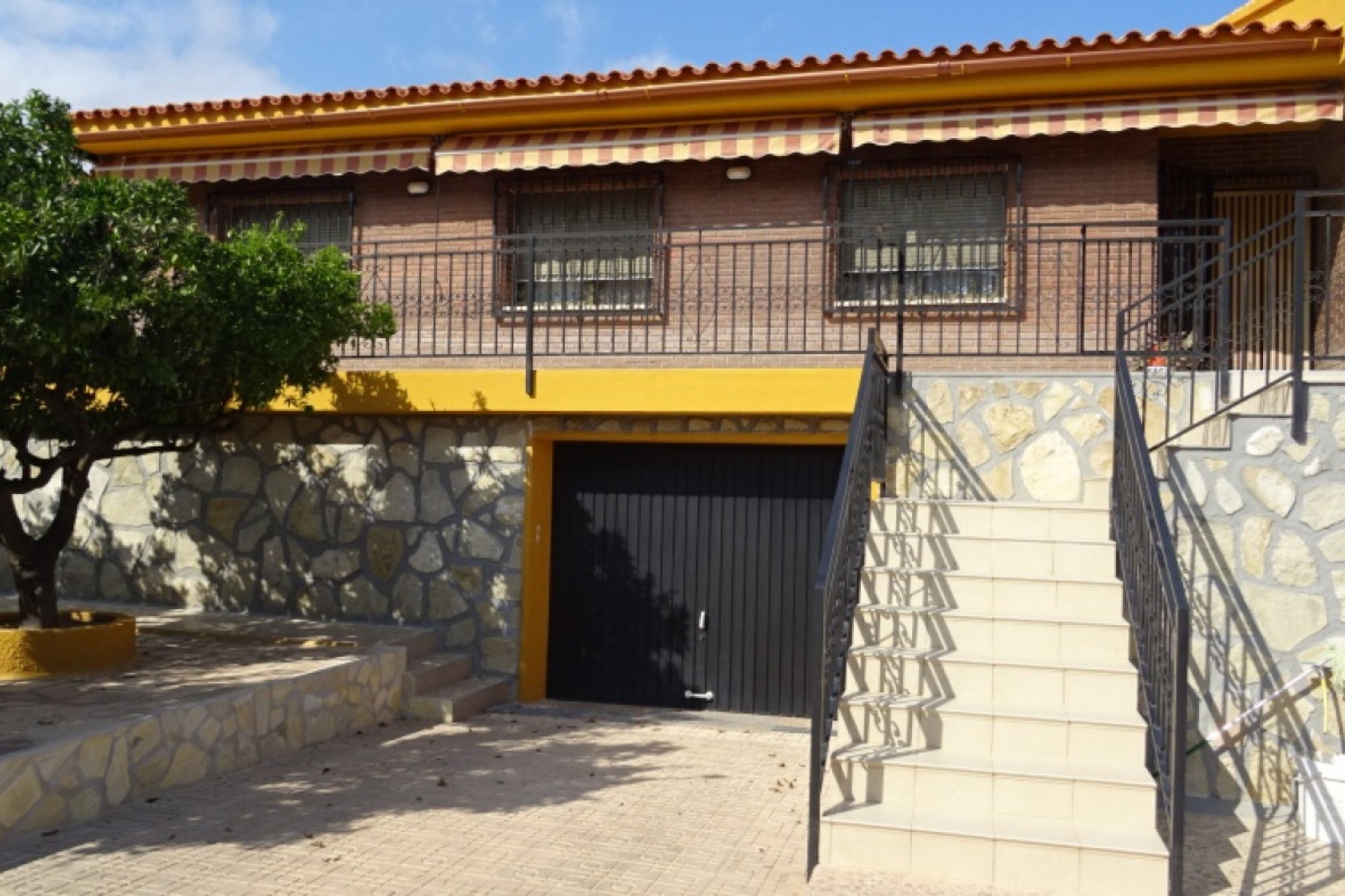 Herverkoop - Villa - Benidorm - Poniente