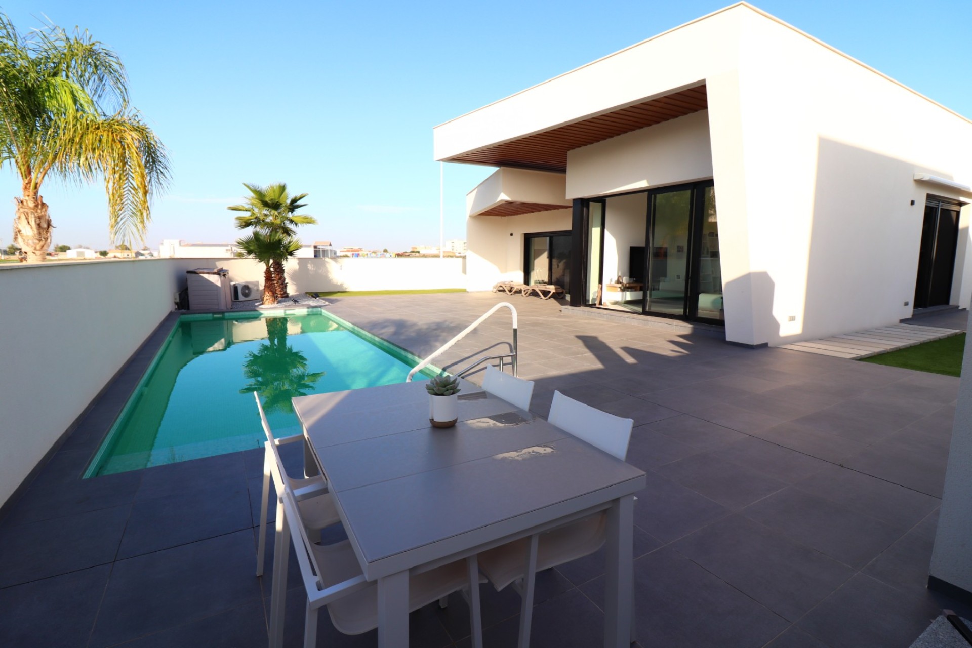 Herverkoop - Villa - Formentera del Segura - Euroroda