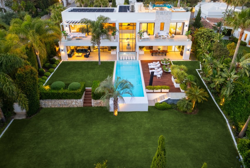 Herverkoop - Villa - Marbella - East Marbella