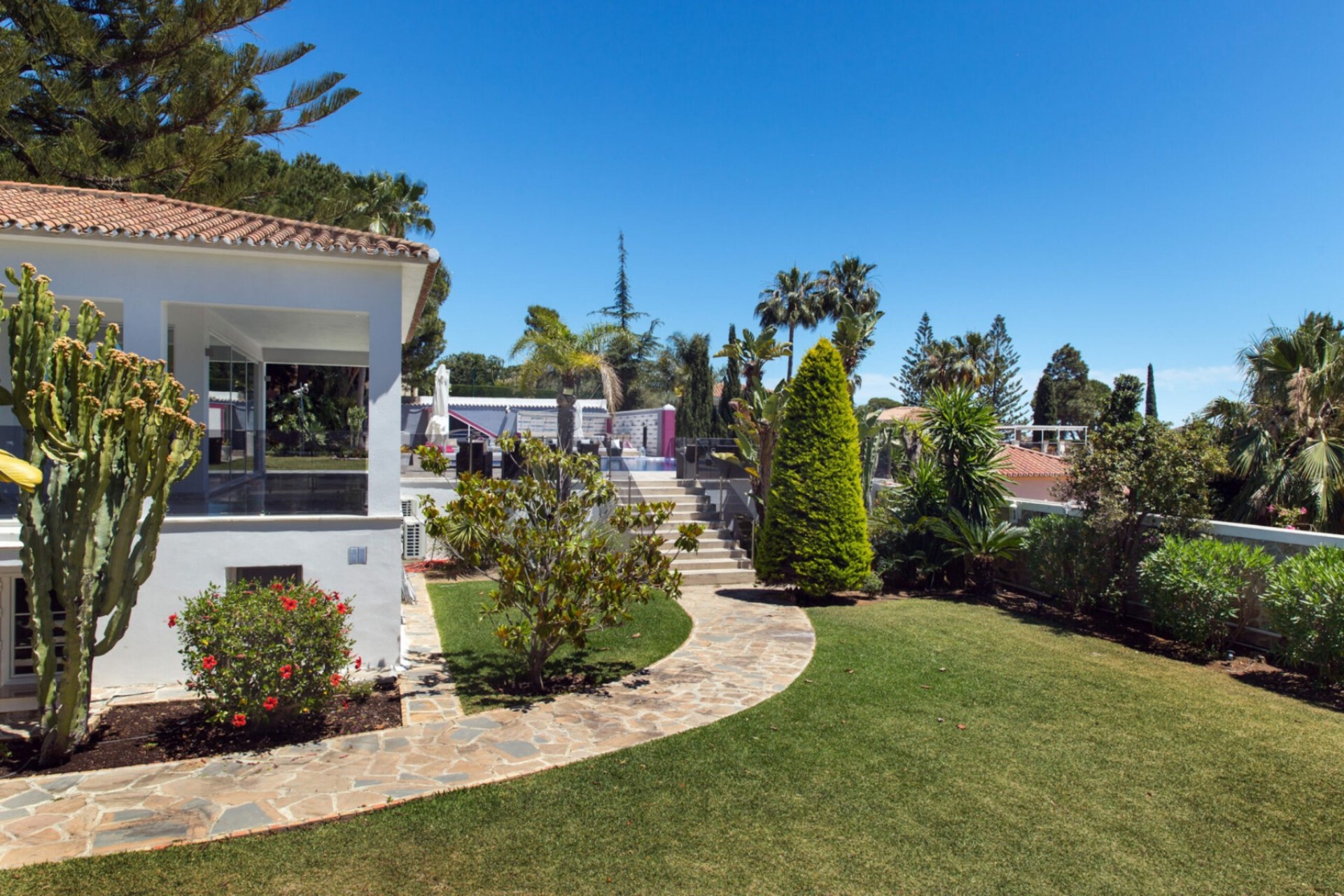 Herverkoop - Villa - Marbella - Elviria