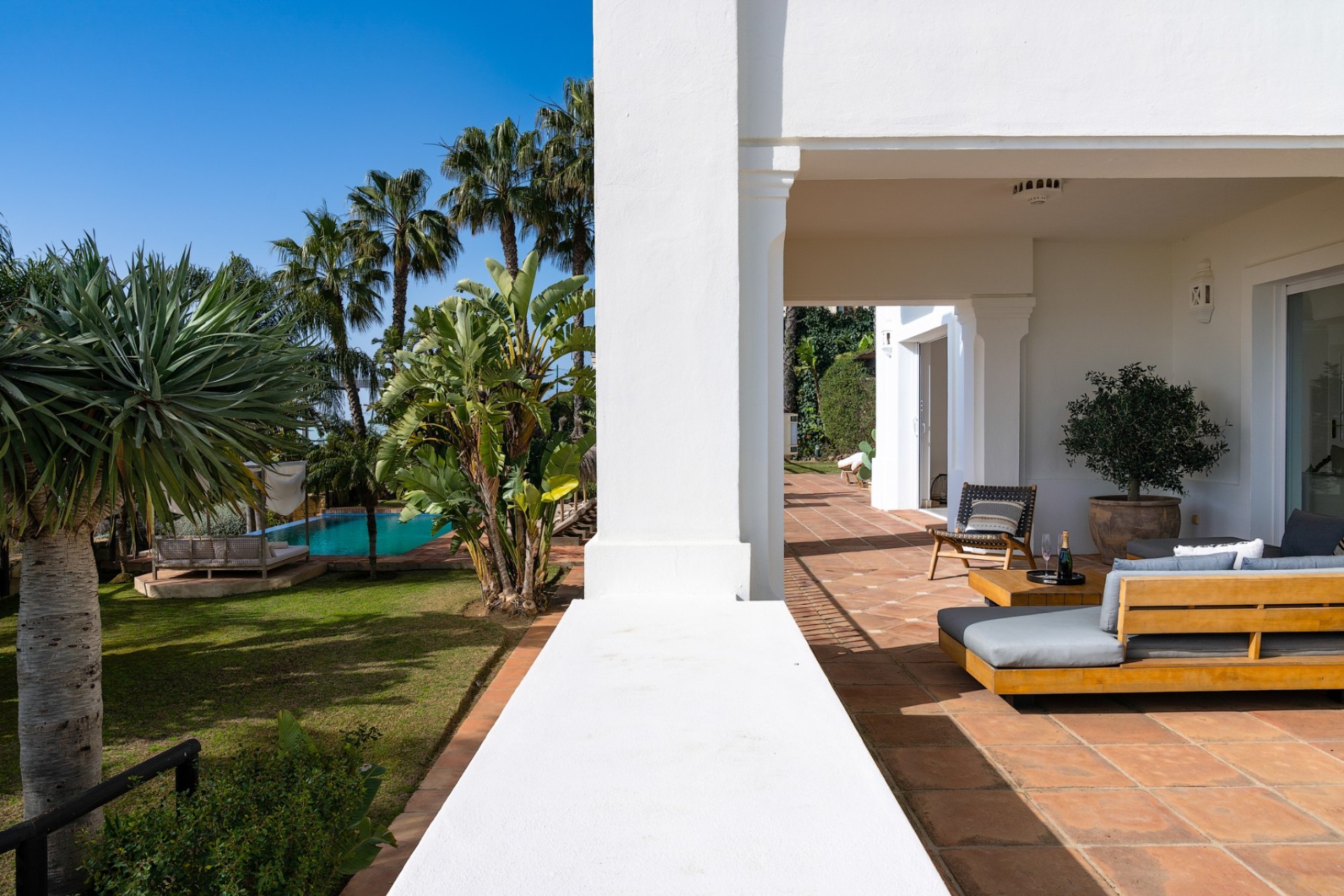 Herverkoop - Villa - Marbella - Los Monteros