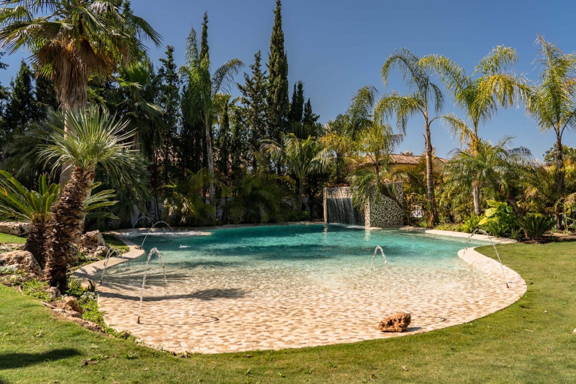 Herverkoop - Villa - Marbella - Nueva Andalucía