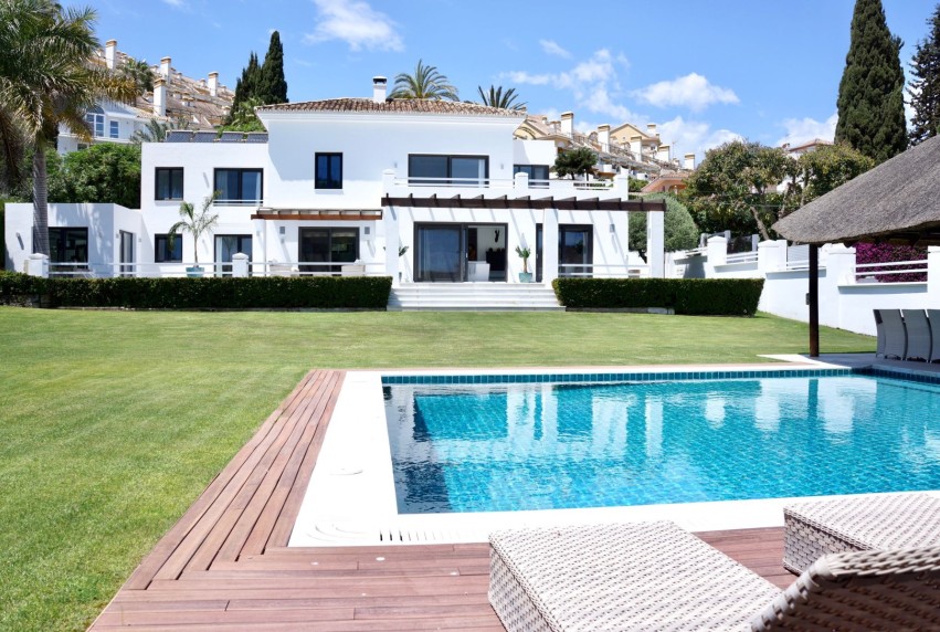 Herverkoop - Villa - Marbella - Nueva Andalucía