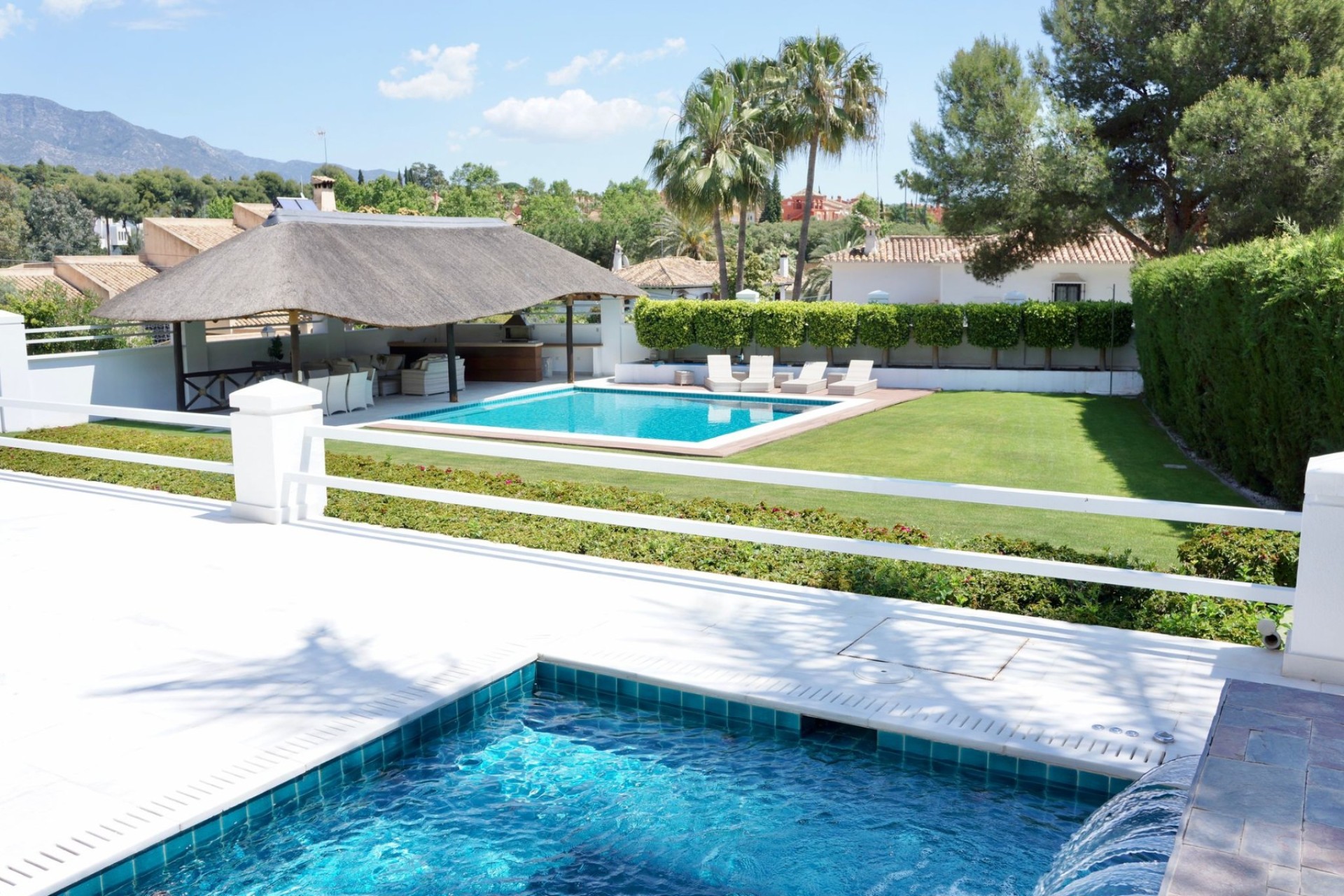 Herverkoop - Villa - Marbella - Nueva Andalucía