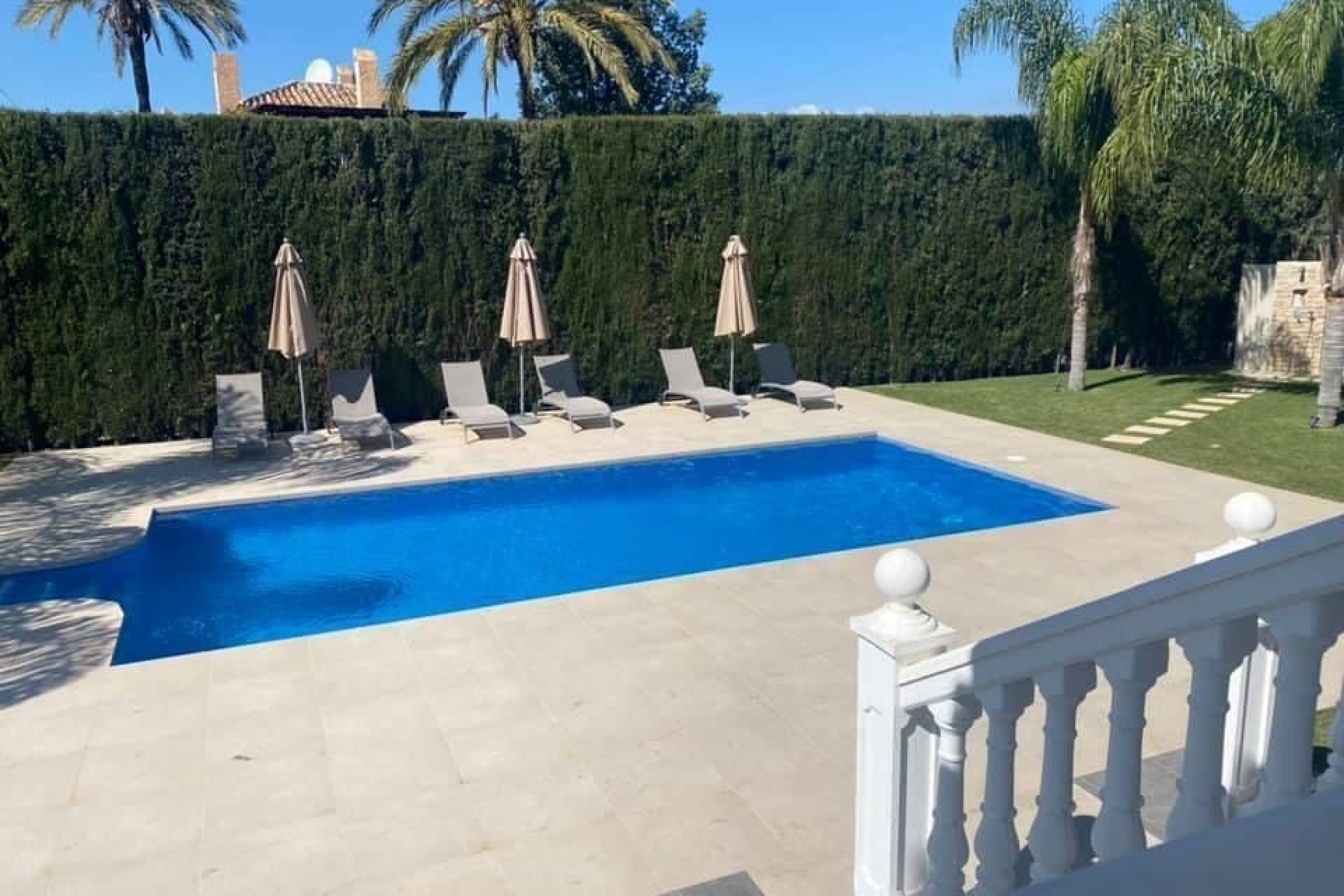 Herverkoop - Villa - Marbella - Nueva Andalucía