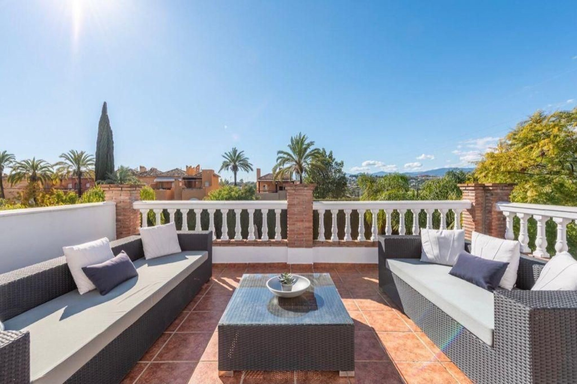 Herverkoop - Villa - Marbella - Nueva Andalucía