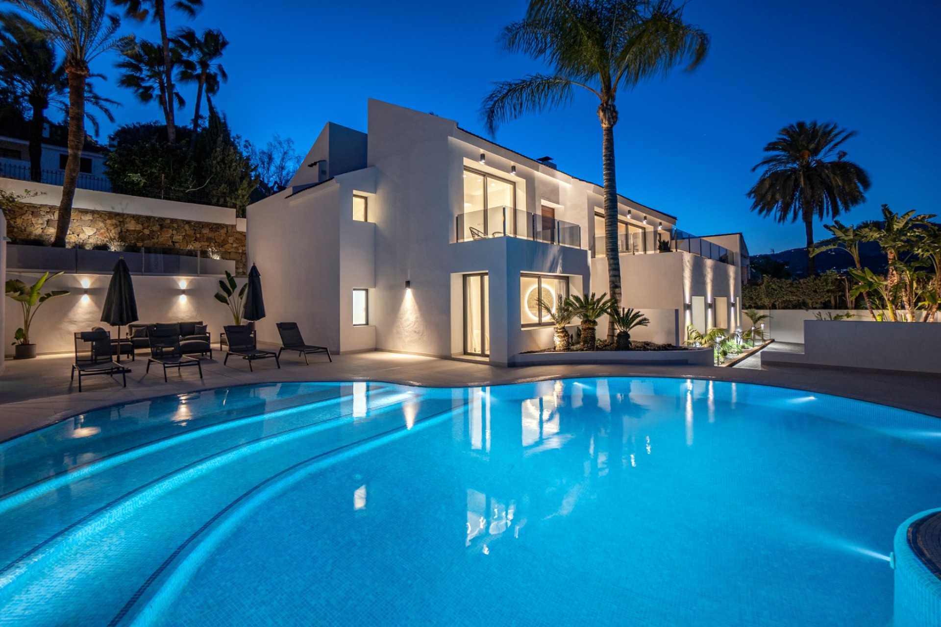 Herverkoop - Villa - Marbella - Nueva Andalucía