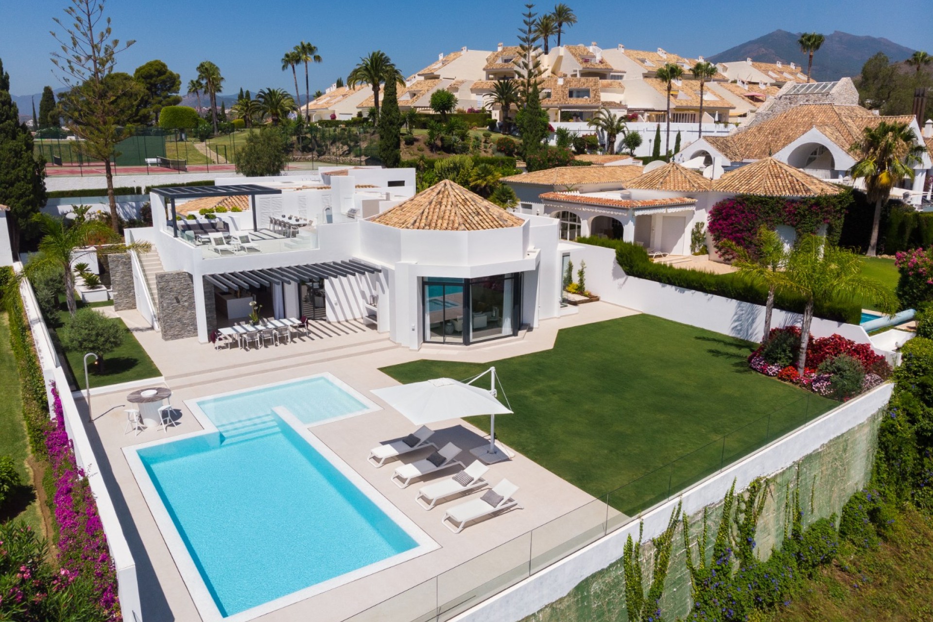 Herverkoop - Villa - Marbella - Nueva Andalucía