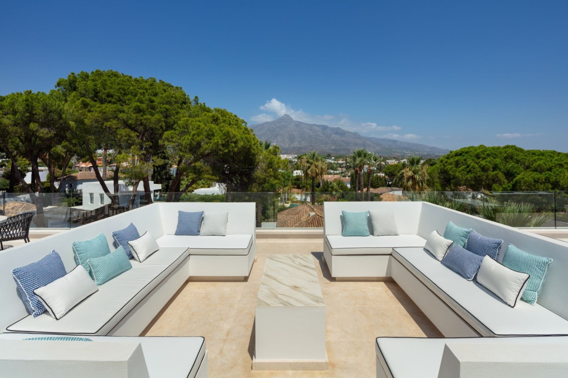 Herverkoop - Villa - Marbella - Nueva Andalucía