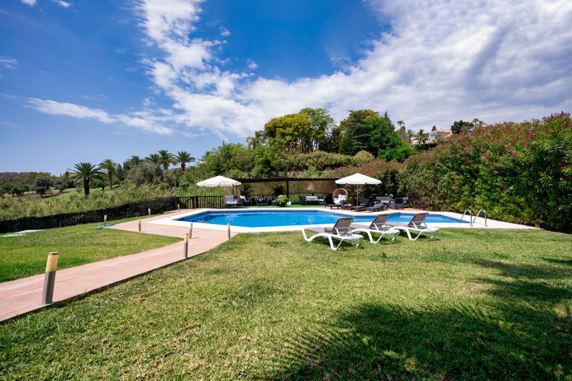 Herverkoop - Villa - Marbella - Nueva Andalucía