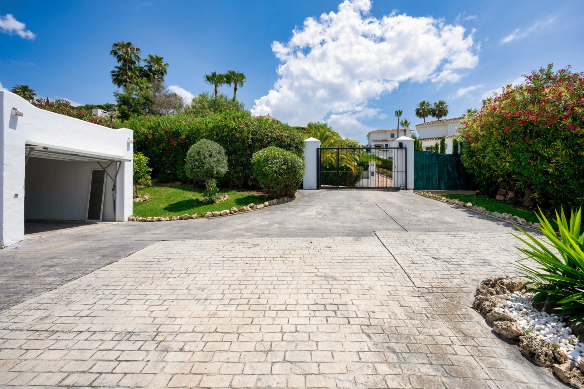 Herverkoop - Villa - Marbella - Nueva Andalucía