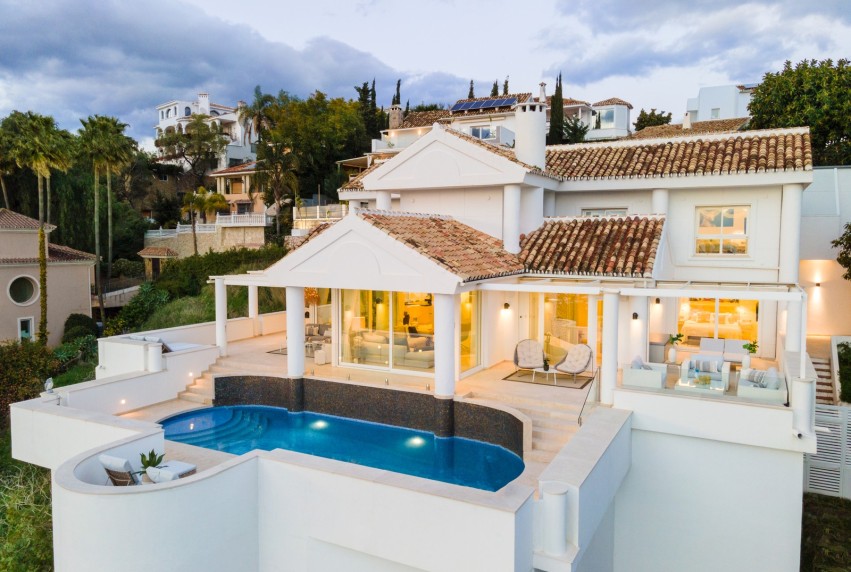 Herverkoop - Villa - Marbella - Nueva Andalucía