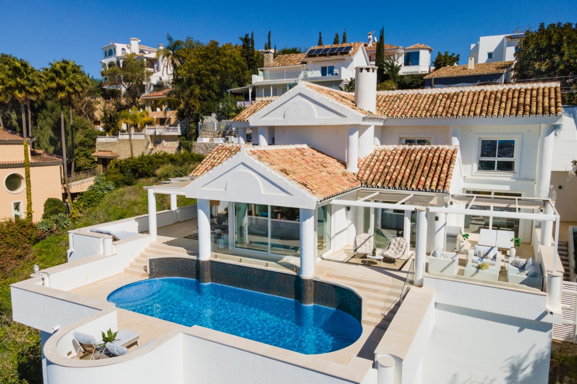 Herverkoop - Villa - Marbella - Nueva Andalucía