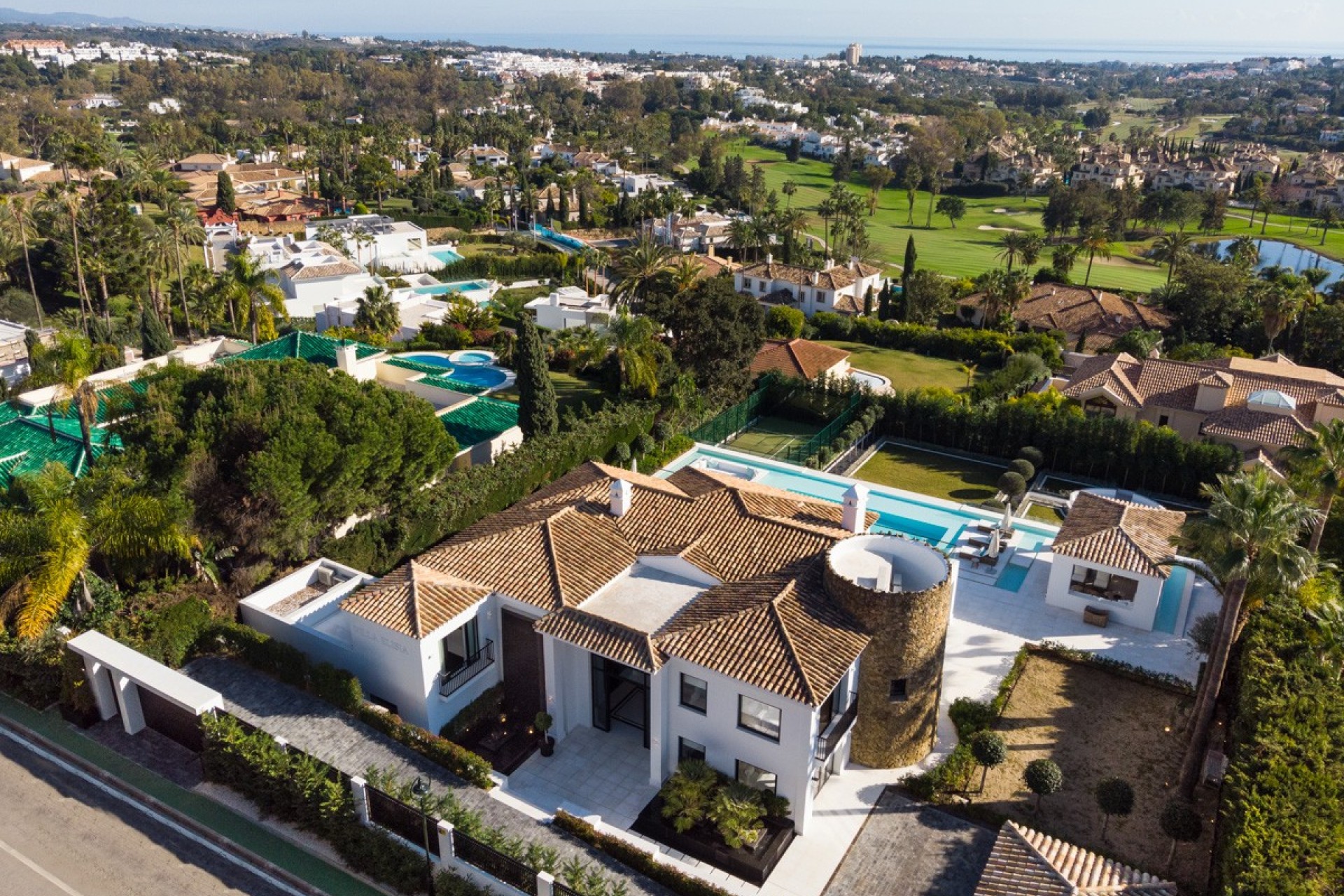 Herverkoop - Villa - Marbella - Nueva Andalucía