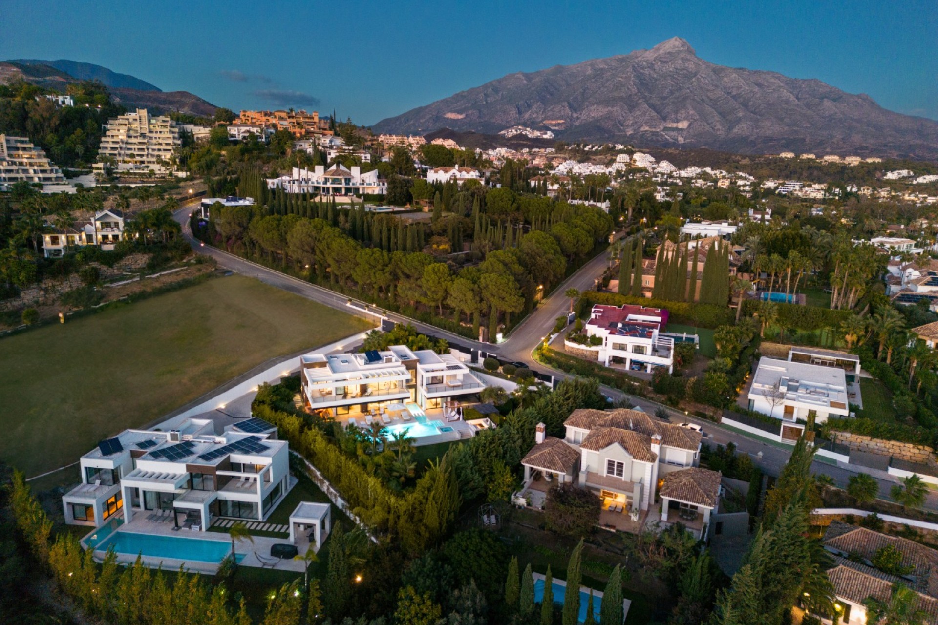 Herverkoop - Villa - Marbella - Nueva Andalucía