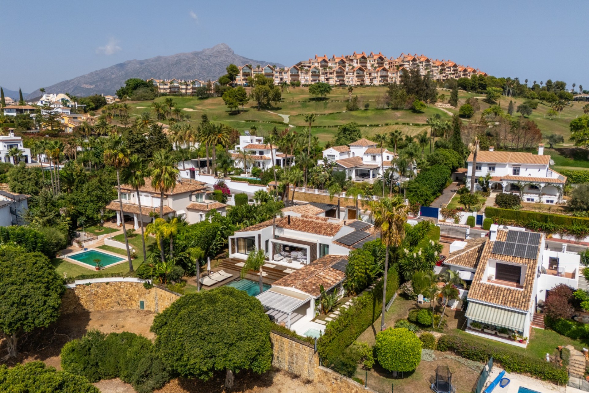 Herverkoop - Villa - Marbella - Nueva Andalucía