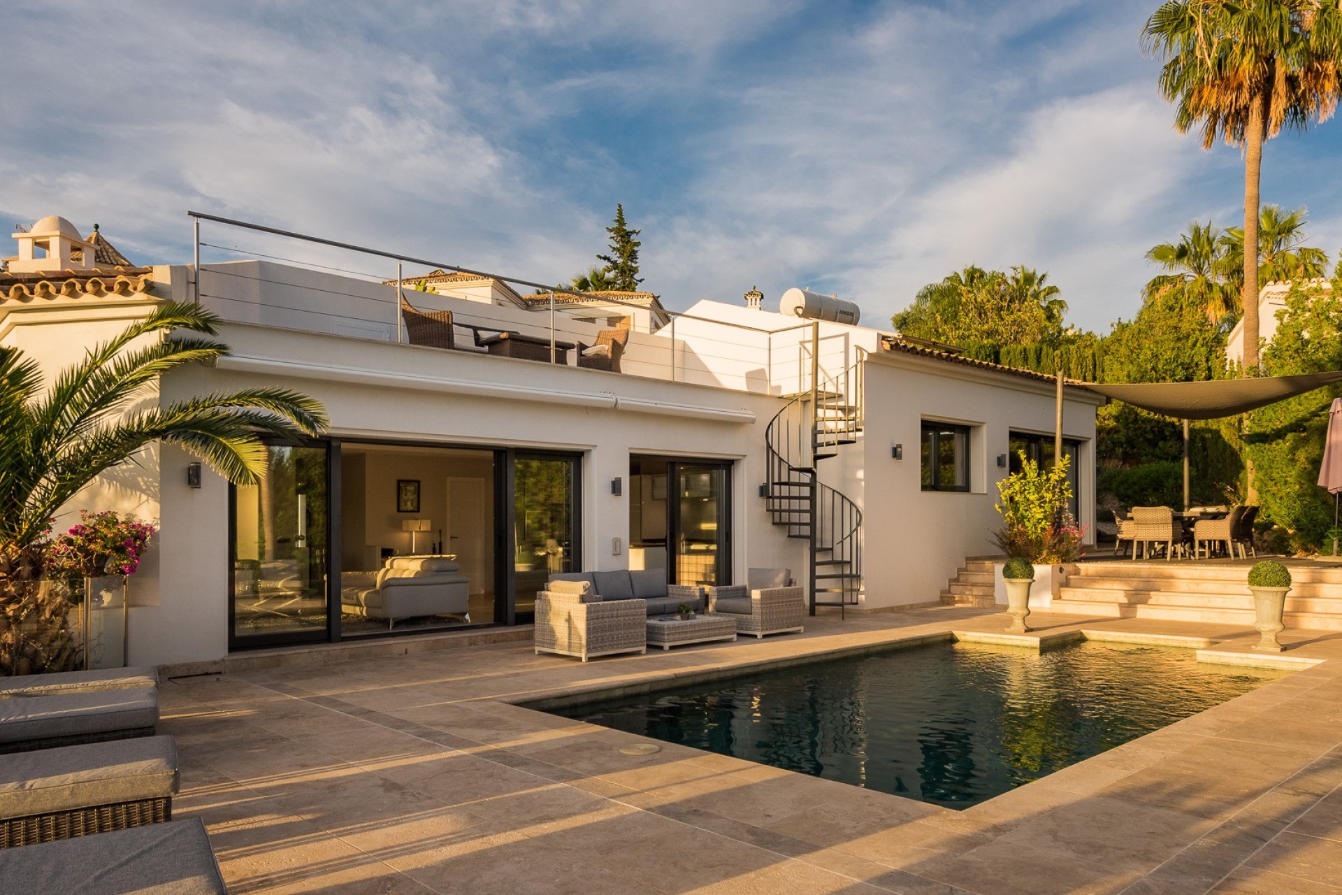 Herverkoop - Villa - Marbella - Nueva Andalucía