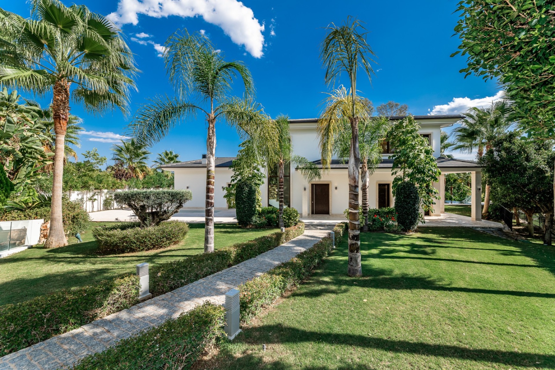 Herverkoop - Villa - Marbella - Nueva Andalucía