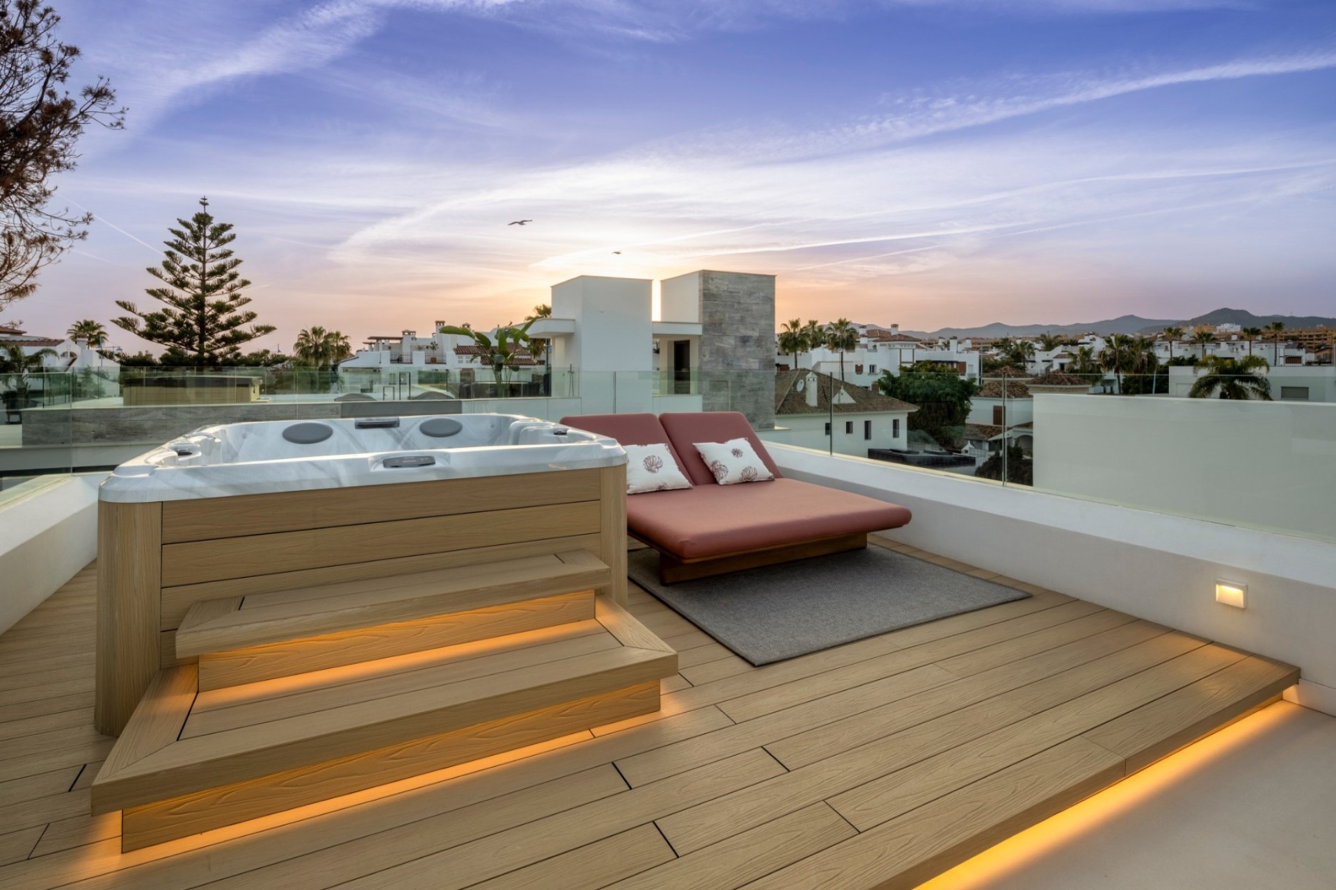 Herverkoop - Villa - Marbella - Puerto Banús