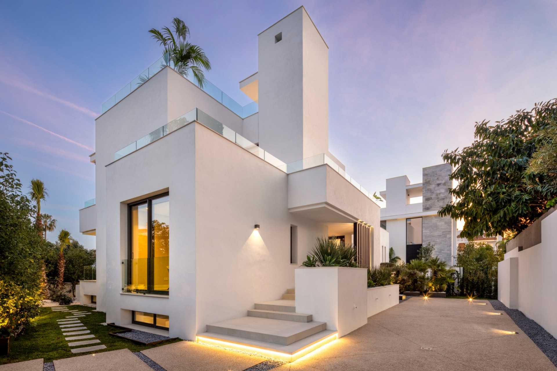 Herverkoop - Villa - Marbella - Puerto Banús