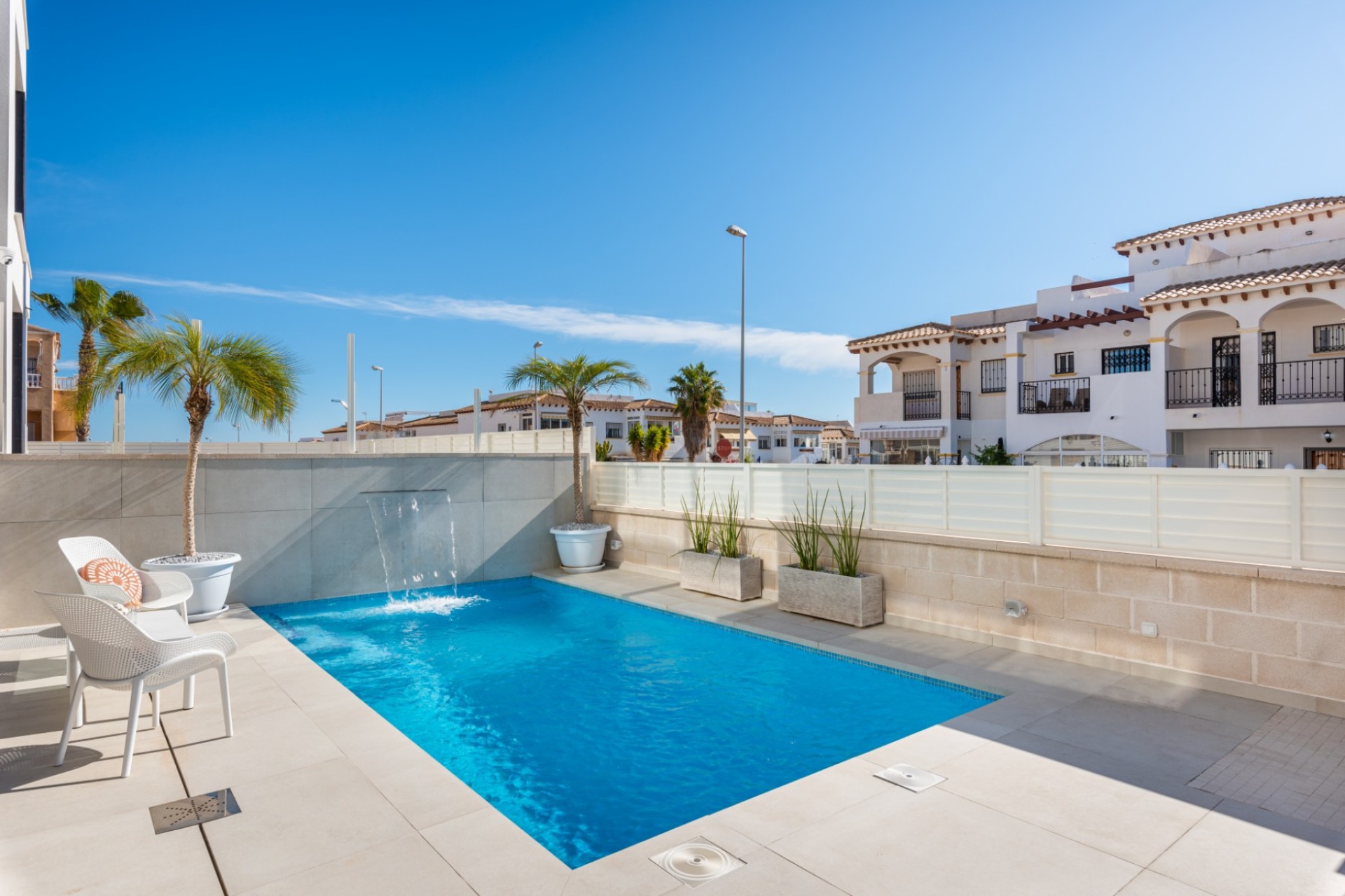 Herverkoop - Villa - Orihuela Costa - Punta Prima