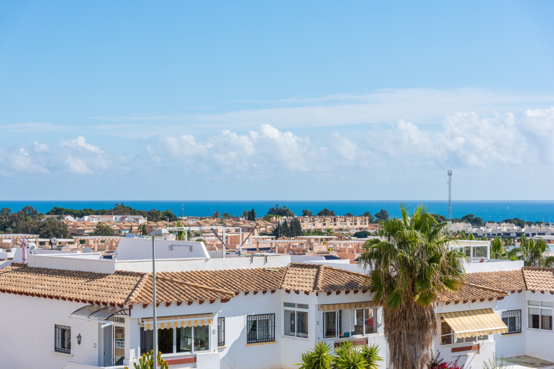 Herverkoop - Villa - Orihuela Costa - Punta Prima