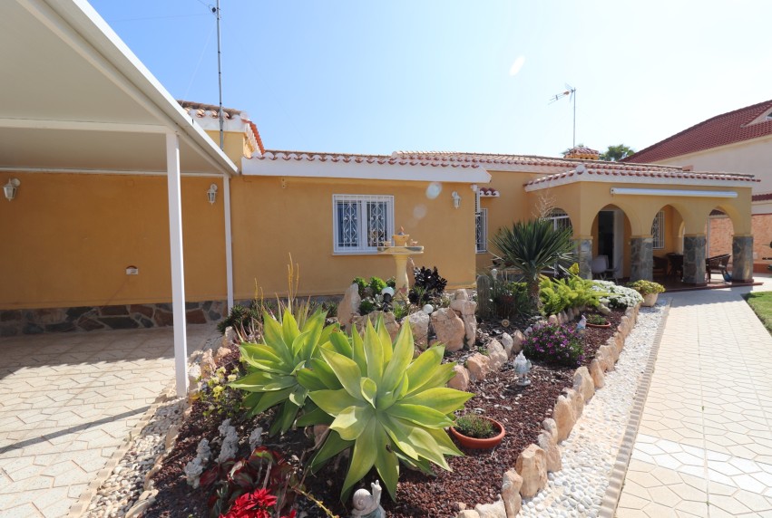 Herverkoop - Villa - Torrevieja - Chaparral