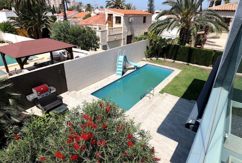 Herverkoop - Villa - Torrevieja - Los Angeles