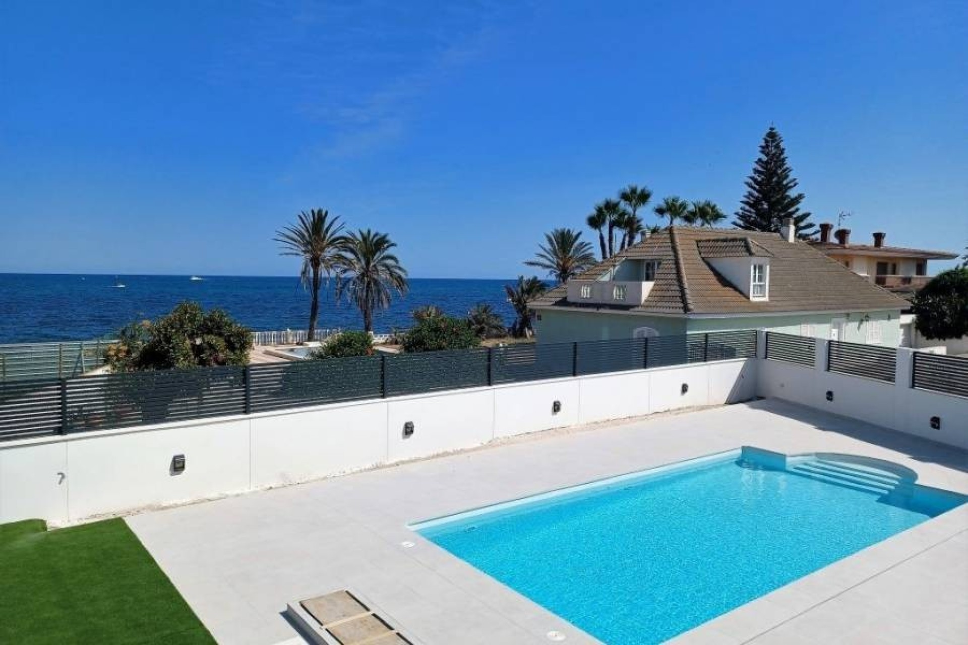 Herverkoop - Villa - Torrevieja - Los Balcones